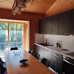 Riverside Forest Retreat-chalet Alpehytte *