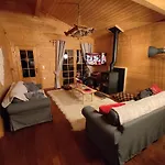 Riverside Forest Retreat-chalet * Karpenísion