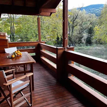 בקתה Riverside Forest Retreat-chalet *